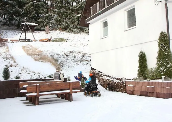 Casa de hóspedes Walddorf 2*