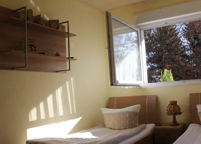 Casa de hóspedes Walddorf 2*